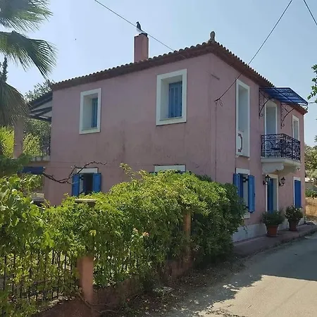 Vicky - Traditional In Evia Villa