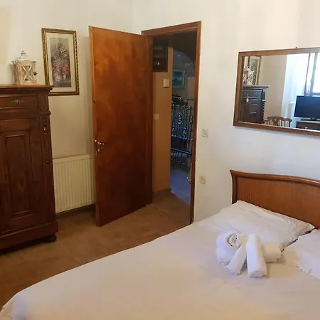 Villa Vicky - Traditional In Evia Orologion