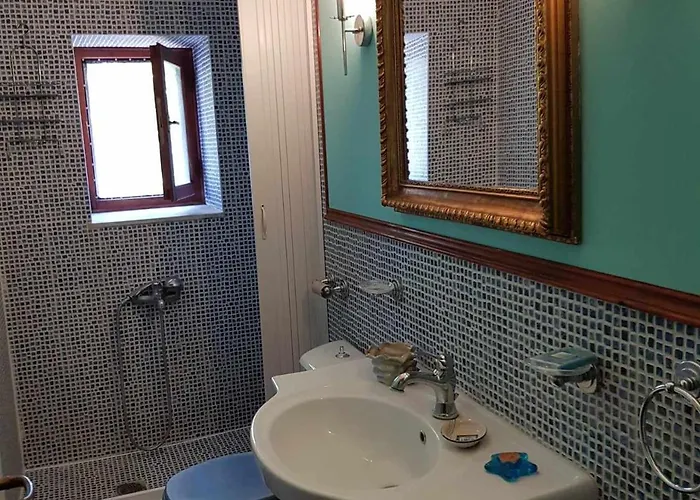 Villa Vicky - Traditional In Evia Orologion