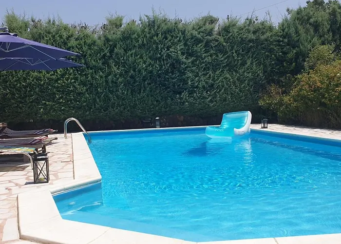 Vicky - Traditional In Evia * Orologion