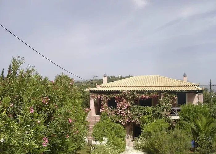 Villa Vicky - Traditional In Evia Orologion