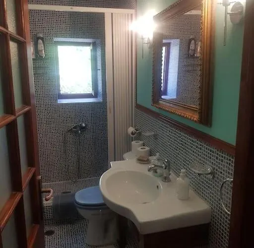 Vicky - Traditional In Evia Villa *