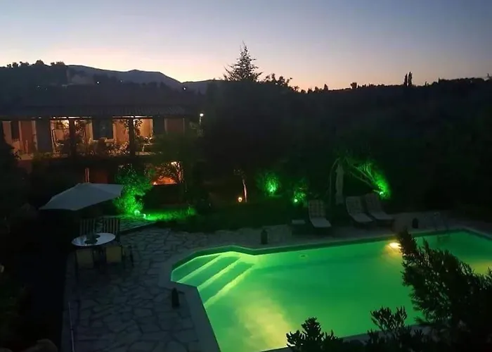 Vicky - Traditional In Evia Villa Orologion