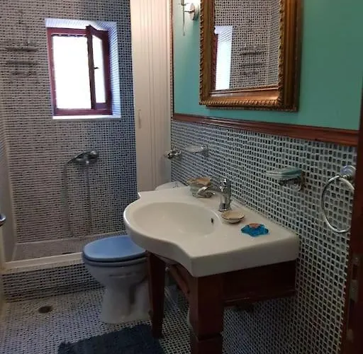 Vicky - Traditional In Evia * Orologion